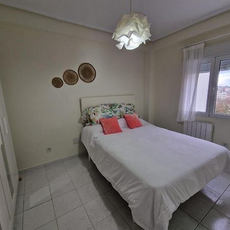 Piso Cesar De La Campa Apartment Santander Bagian luar foto